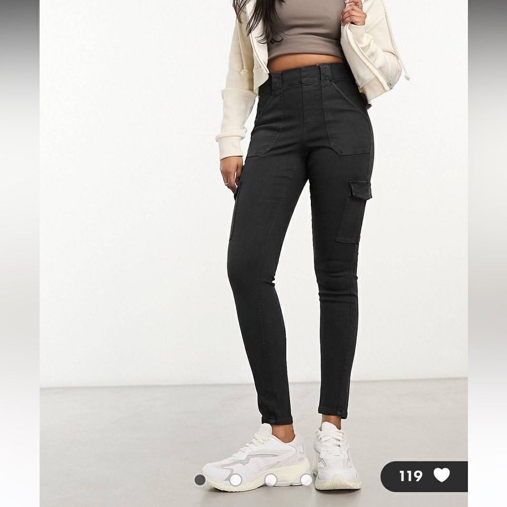 SPANX stretch twill ankle cargo pants